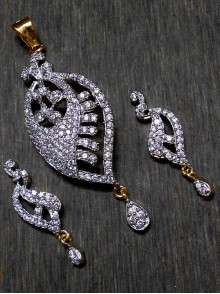 CZ Pendant With Earrings